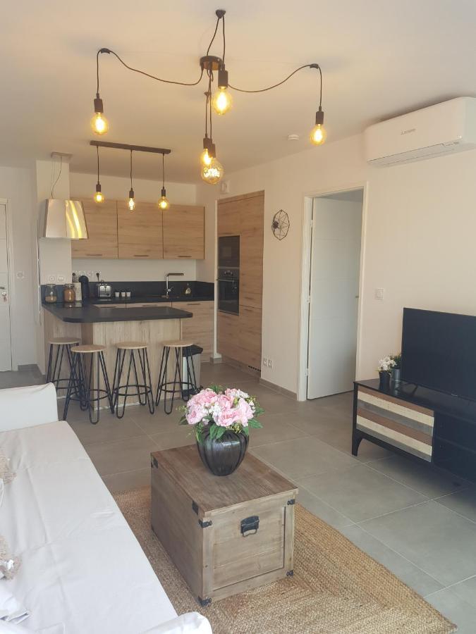 T2 Neuf Avec Terrasse - Proche Des Plages Saint-Cyr-sur-Mer Exterior foto